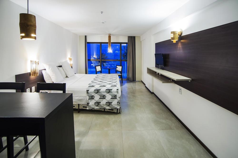 Ritz Suites Grand Hotel Boutique มาเซโอ ภายนอก รูปภาพ